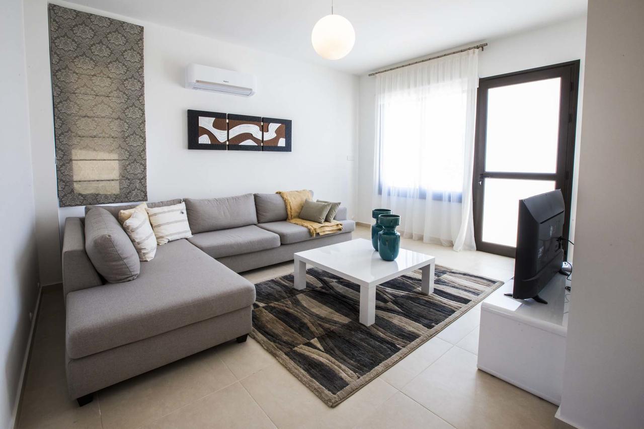 Olivia Villa 63 Paphos ภายนอก รูปภาพ