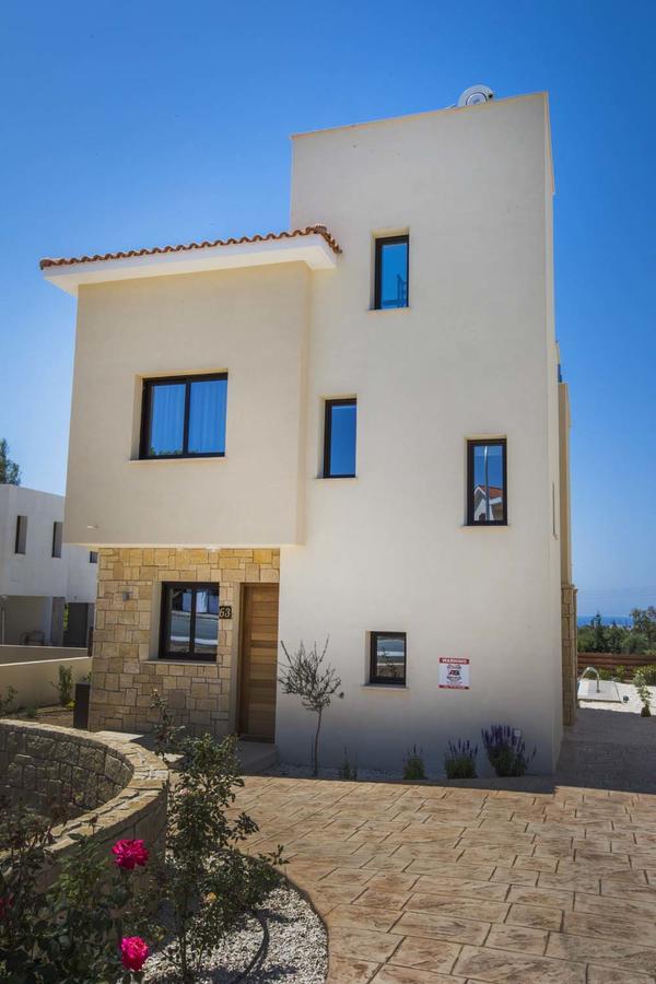 Olivia Villa 63 Paphos ภายนอก รูปภาพ